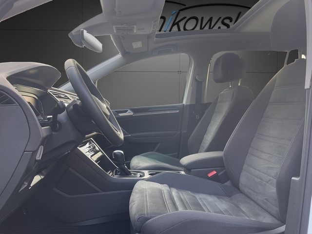 VW - Touran 2.0TDI DSG Black Style 7Sitze+AHK+ Standheiz+Keyless+Kamera+Pano+AppConnect+_7