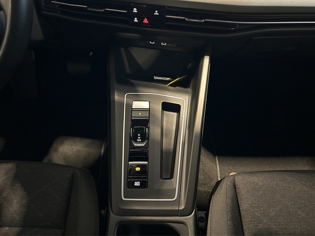 VW - Golf Variant VIII 2.0TDI DSG AHK+Navi+ AppConnect+Sitzheizung+Climatronic+_13