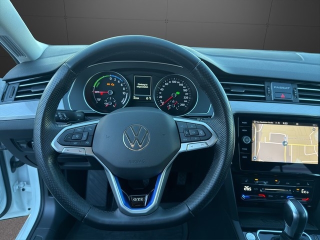 VW - Passat Variant GTE 218 PS DSG *GTE*AHK LED NAVI_9