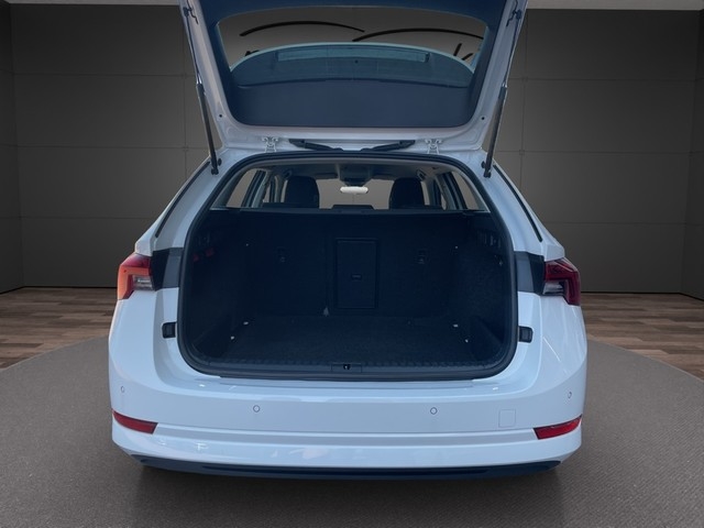 Skoda - Octavia Combi 2.0TDI DSG *Style*HUD+Navi+Stdhzg+LED+_16