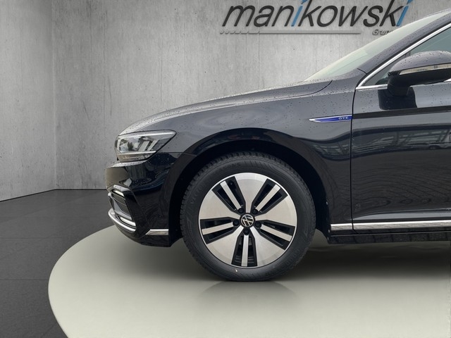 VW - Passat Variant GTE DSG *R-Line/ Business Premium- Paket*Navi+BT+LED+RFK+ACC+Stzhzg+Klima3Z+LWS+_18
