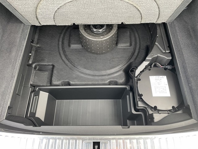 Audi - e-tron Sportback 55 quattro 300kW *S-Line Black Edition*VirtualC+Luftfwk+21Zoll+RFK+Keyless+Navi+BT+LED+Stzhzg+LWS+_17