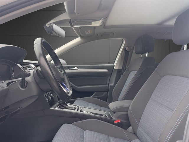 VW - Passat Variant GTE DSG *R-Line*AHK+PanoD+HUD+RFK+Keyless+Navi+BT+Stdhzg+LED+ACC+_9