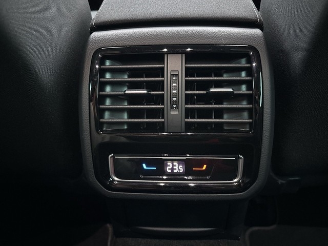 VW - Passat Var. 1.5 TSI DSG 150 PS *BUSINESS*AHK ACC APP_14