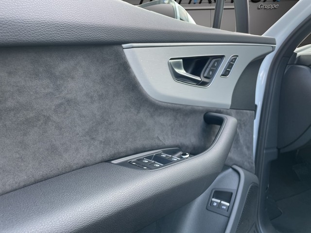 Audi - Q7 55 TFSIe tiptronic quattro *S-Line/ black*PanoD+VirtualC+22Zoll++B&O+HUD+Navi+BT+LED+AHK+GRA+ACC+PDC+RFK+Stzhzg+LWS+_10