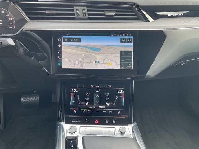 Audi - e-tron Sportback 55 quattro 300kW *S-Line Black Edition*VirtualC+Luftfwk+21Zoll+RFK+Keyless+Navi+BT+LED+Stzhzg+LWS+_13