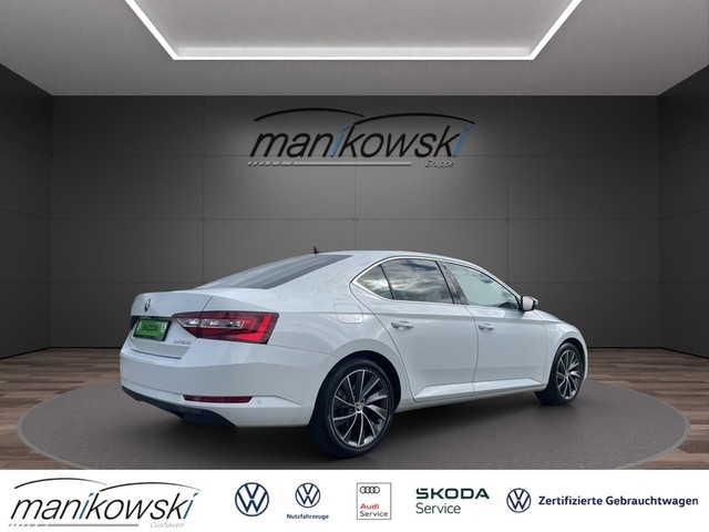 Skoda - Superb 2.0TDI DSG *Laurin & Klement*Navi+BT+RFK+ACC+Leder+Stzhzg+Stzbelü+Xenon+_5