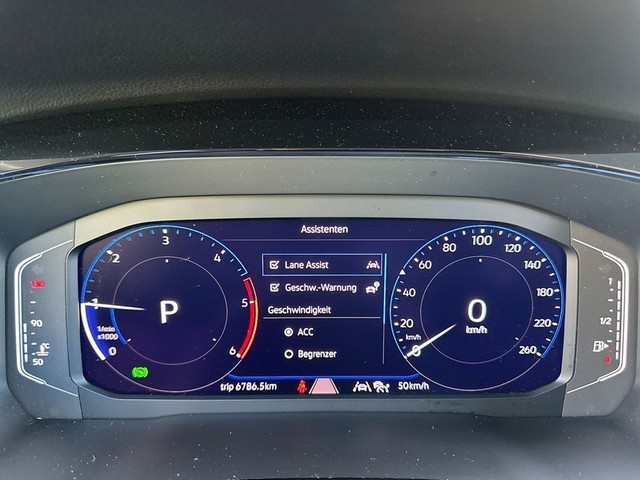 VW - Touran 2.0TDI DSG Black Style 7Sitze+AHK+ Standheiz+Keyless+Kamera+Pano+AppConnect+_11