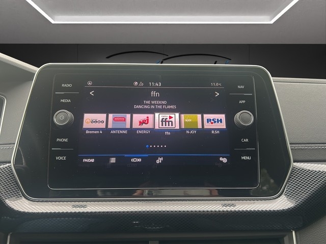 VW - T-Cross R-Line 1.5 TSI 150PS DSG AHK+Matrix+ Kamera+IQ.Drive+GJR+Navi+AppConnect_14