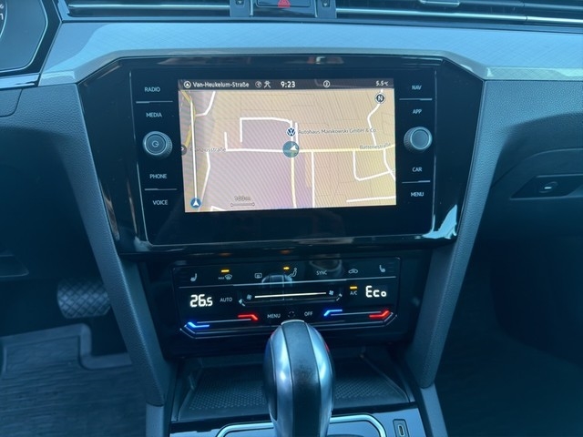 VW - Passat Variant GTE 218 PS DSG *GTE*AHK LED NAVI_13