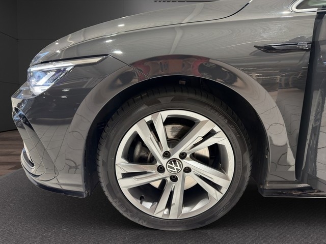 VW - Golf VIII Var. 2.0 TDI 150 PS DSG *R-LINE*AHK LED NAVI_17