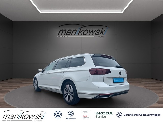 VW - Passat Variant GTE DSG *R-Line*AHK+PanoD+HUD+RFK+Keyless+Navi+BT+Stdhzg+LED+ACC+_3