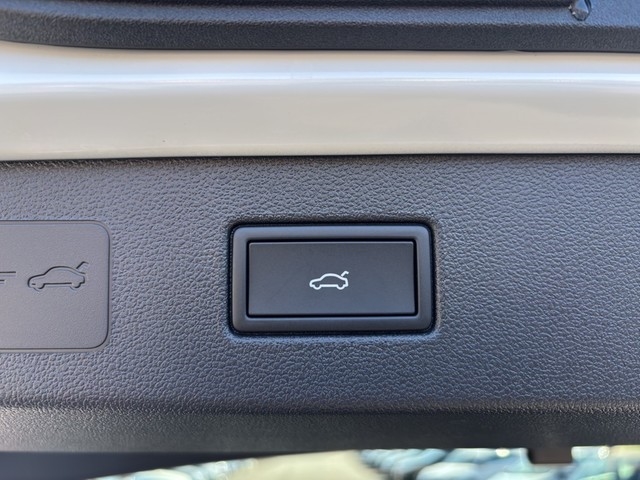 VW - T-Roc 1.5 eTSI 150 PS DSG *R-LINE*AHK ACC LED_18