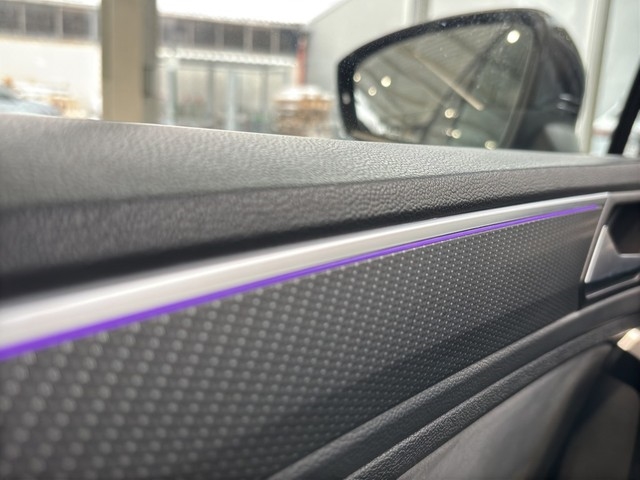 VW - Tiguan R 320 PS DSG 4M *R*BLACK STYLE MATRIX LED 20 ACC_19