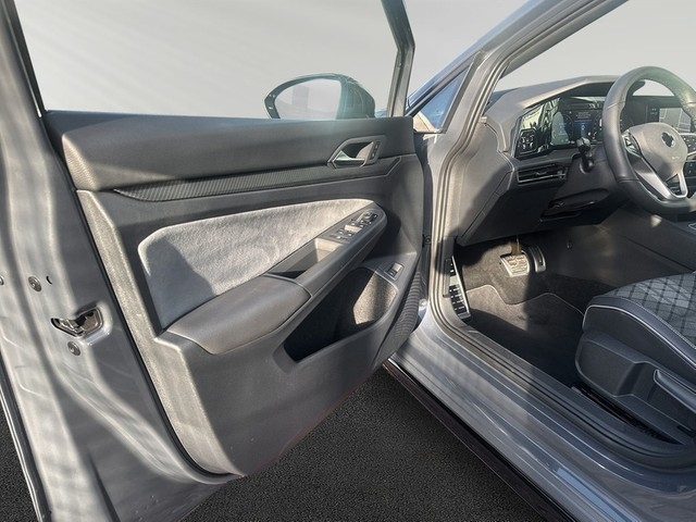 VW - Golf VIII Var. eTSI 190 PS DSG *R-LINE*AHK LED KAMERA ACC_9