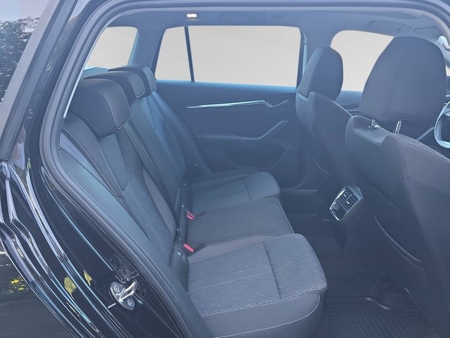 Skoda - Octavia Combi Style Standheizung+AHK +Pano+Head-Up+Memory+Matrix+Keyless_6