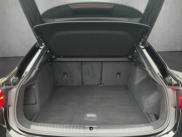 Audi - Q3 Sportback 45TFSIe DSG *Black-Style*AHK+Navi+BT+LED+GRA+RFK+Stzhzg+_16