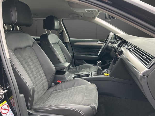 VW - Passat Variant Elegance 2.0TDI Schalter +AHK +Kamera+IQ.Light+TravelAssist+17Alu+_15