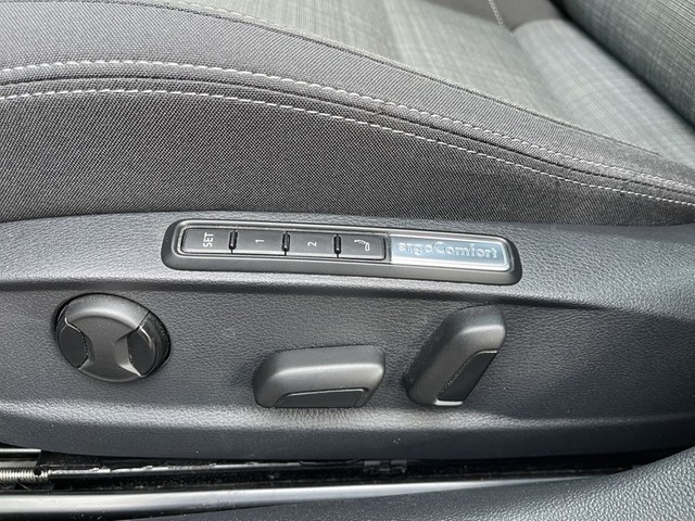 VW - Passat Variant 2.0TDI DSG+AHK+Standheizung +Pano+Sound+AreaView+Navi+++_17