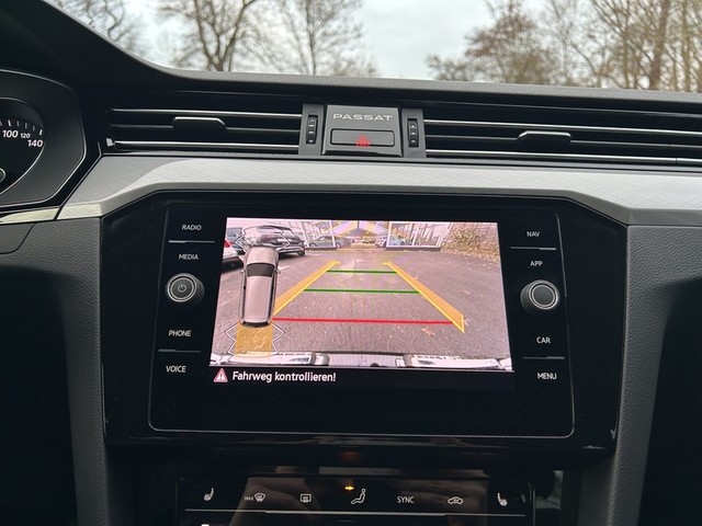VW - Passat Variant 4Motion 2.0TDI DSG +MatrixLED +TravelAssist+ErgoActive+Navi+++_19