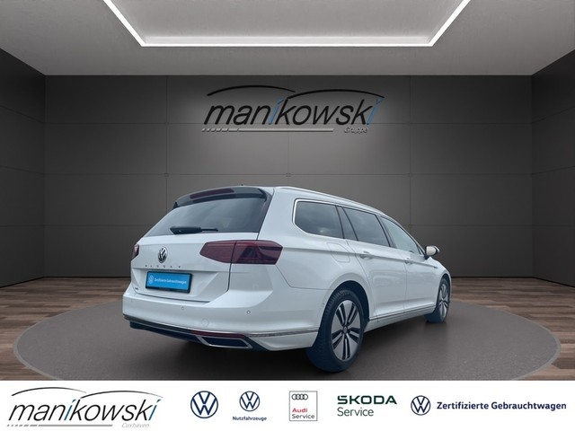 VW - Passat Variant GTE DSG *R-Line*AHK+PanoD+HUD+RFK+Keyless+Navi+BT+Stdhzg+LED+ACC+_5