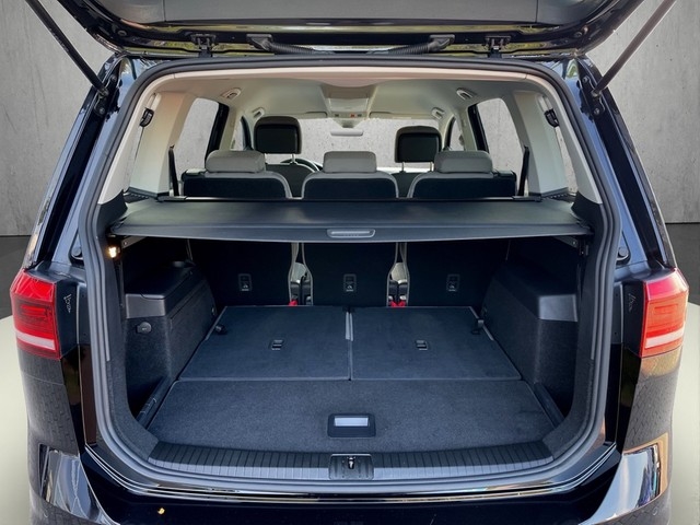 VW - Touran 2.0TDI DSG *Highline - 7-Sitzer*AHK+Navi+BT+DigitalC+LED+RFK+ACC+DCC+Stzhzg+GJR+_16 VW - Touran 2.0TDI DSG *Highline - 7-Sitzer*AHK+Navi+BT+DigitalC+LED+RFK+ACC+DCC+Stzhzg+GJR+_16