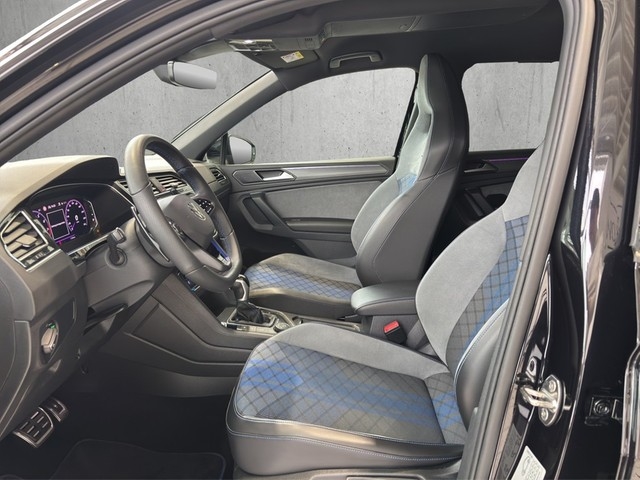 VW - Tiguan R 320 PS DSG 4M *R*BLACK STYLE MATRIX LED 20 ACC_8
