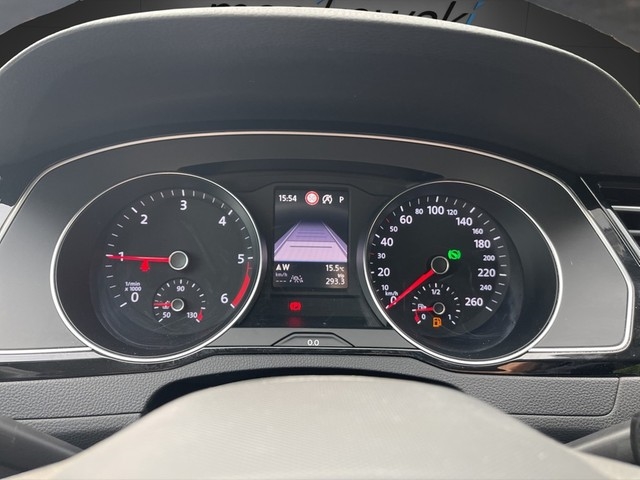 VW - Passat Variant Business 2.0TDI DSG+AHK+ Navi+AppCon+TravelAssist+Massage+Kamera_10