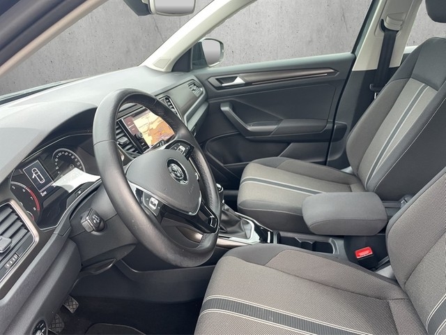 VW - T-Roc 1.5TSI *Style/R-Line*Navi+BT+LED+PDC+SHA+Stzhzg+GJR+_9