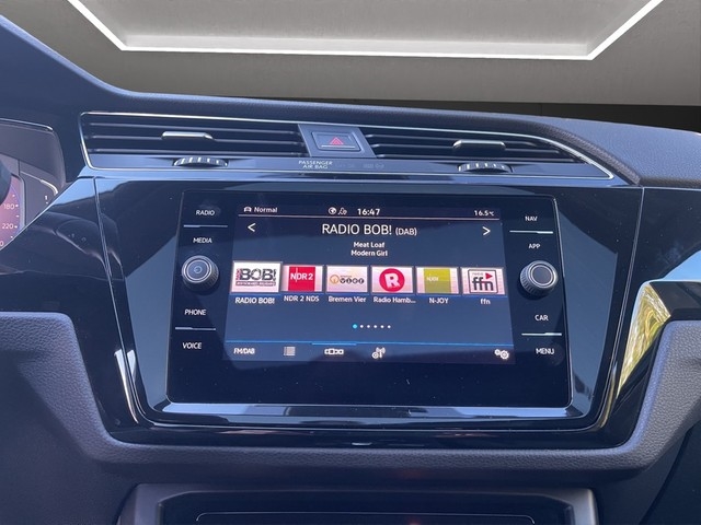 VW - Touran 2.0TDI DSG Black Style 7Sitze+AHK+ Standheiz+Keyless+Kamera+Pano+AppConnect+_13