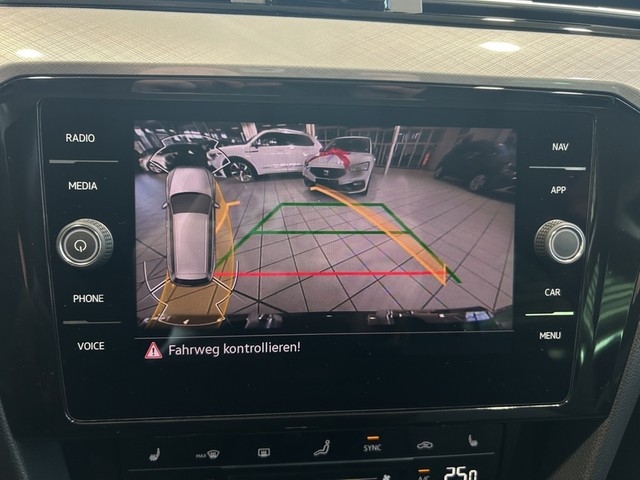 VW - Passat Variant 2.0 TDI 150 PS DSG *BUSINESS*AHK LED ACC_21