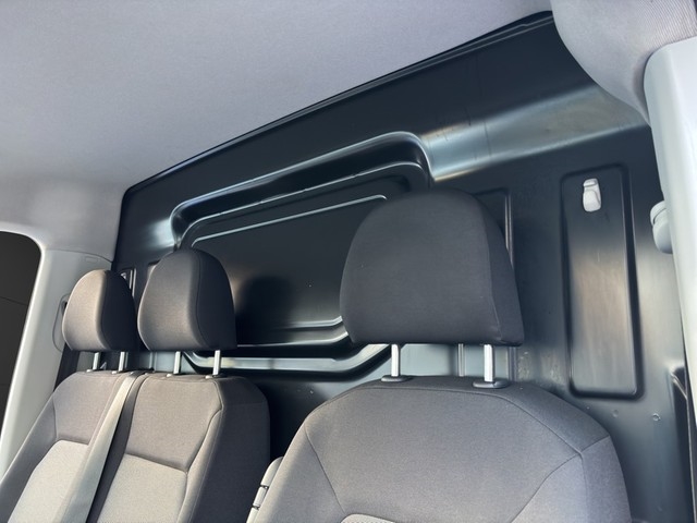 VW - Crafter Kasten 35 mittellang Hochdach FWD PDC Tempo Klima_18