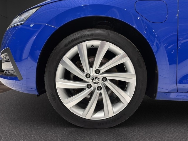 Skoda - Octavia Combi Hybrid DSG *AMBITION*LED APP_17