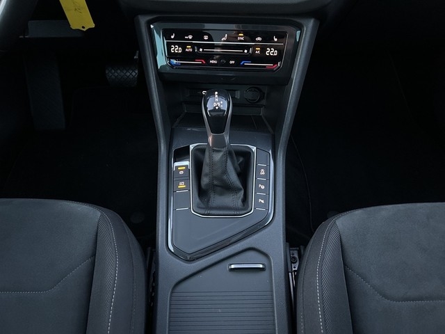 VW - Tiguan Elegance 2.0TDI DSG Pano+IQ.Light +Kamera+18Alu+el.Klappe+AppConnect_13