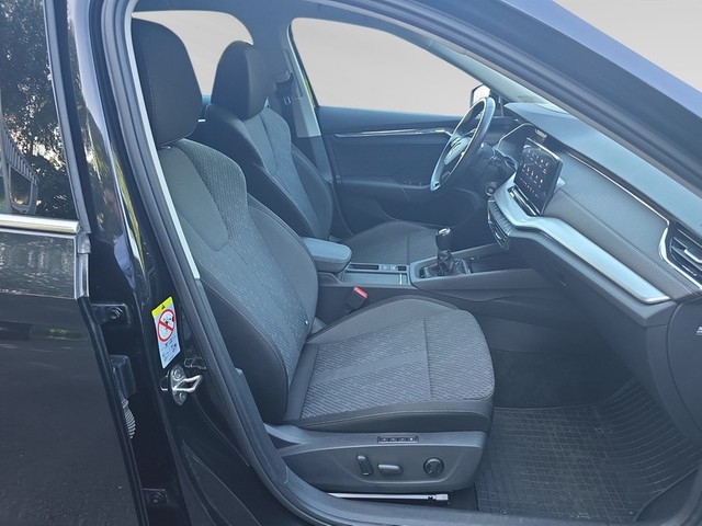 Skoda - Octavia Combi Style Standheizung+AHK +Pano+Head-Up+Memory+Matrix+Keyless_5