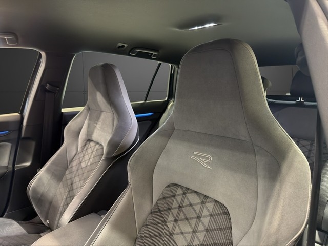 VW - Golf VIII Var. 2.0 TDI 150 PS DSG *R-LINE*AHK LED NAVI_18