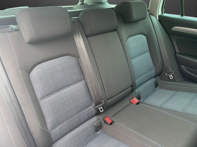 VW - Passat Variant GTE DSG *R-Line*AHK+PanoD+HUD+RFK+Keyless+Navi+BT+Stdhzg+LED+ACC+_15