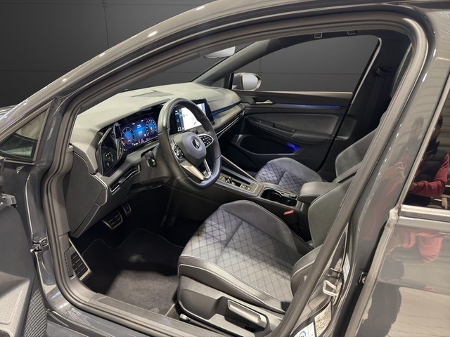 VW - Golf VIII Var. 2.0 TDI 150 PS DSG *R-LINE*AHK LED NAVI_15