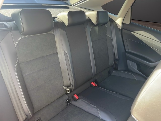 VW - Taigo TSI DSG Style_15