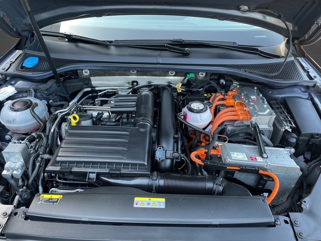 VW - Passat Variant GTE Hybrid DSG GTENavi+BT+LED+RFK+ACC+SWA+PDC+Stzhzg+LWS+_17
