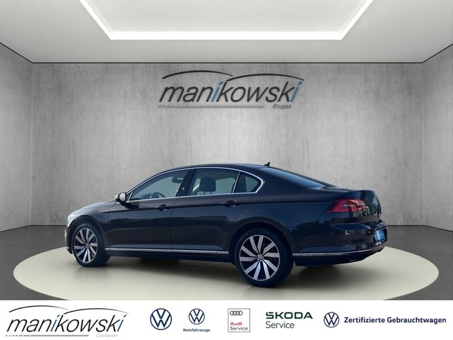VW - Passat Lim. 1.4TSI *Highline*PanoD+Massage+ACC+Navi+BT+LED+Leder+_3