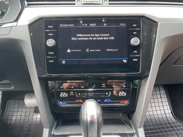 VW - Passat Variant Business 2.0TDI DSG+AHK+ Navi+AppCon+TravelAssist+Massage+Kamera_14