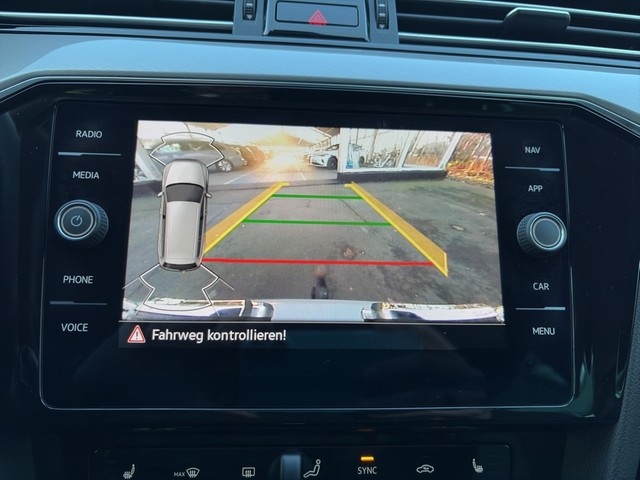 VW - Passat Variant Business 2.0TDI DSG +AHK+ el.Klappe+Kamera+Travel-Assist+Massage_22