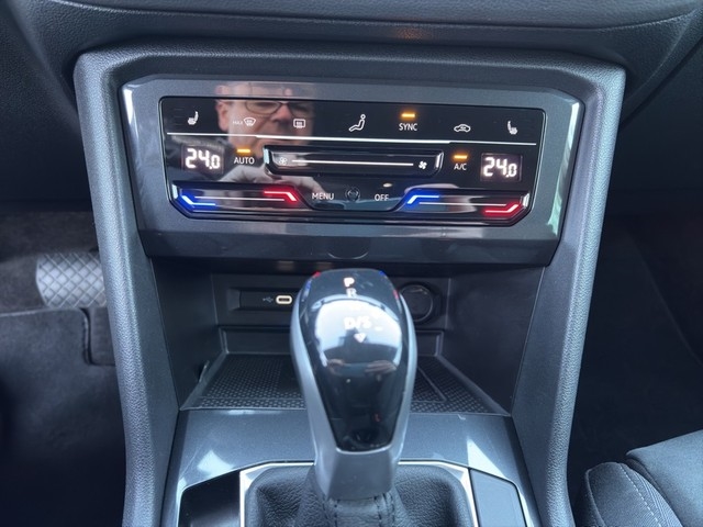 VW - Tiguan Life 2.0TDI DSG ACC+Kamera+ TravelAssist+Ergositze+AppConnect+_13