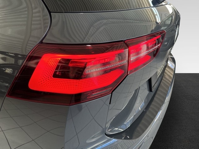 VW - Golf VIII Var. eTSI 190 PS DSG *R-LINE*AHK LED KAMERA ACC_13