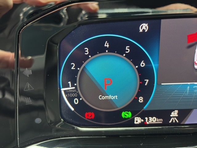 VW - Golf Variant VIII R-Line 2.0TSI BlackStyle Standheizung+IQ.Light+Keyless+Kamera+el.Klappe+_18