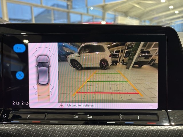 VW - Golf R VIII 320 PS DSG 4MOTION *R*PANO IQ KAMERA_19