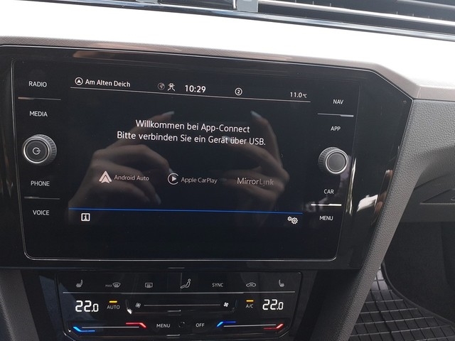 VW - Passat Variant 2.0TDI Business DSG+AHK+ Navi+AppCon.+TravelAssist+Massage+Kamera_15
