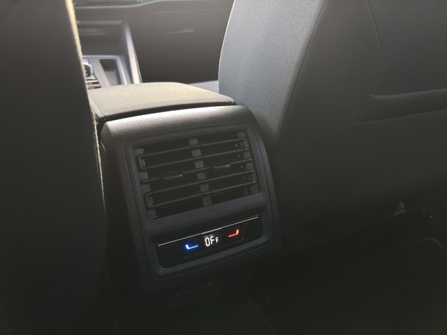 VW - Golf Variant VIII 2.0 TDI DSG *LIFE*LED NAVI APP_19