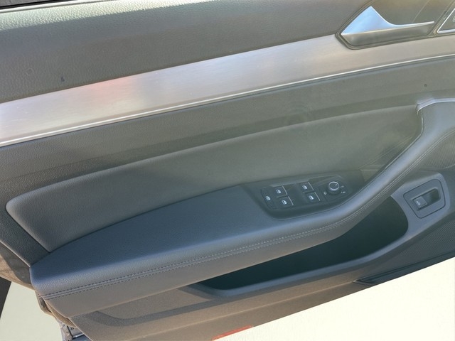 VW - Passat Lim. 1.4TSI *Highline*PanoD+Massage+ACC+Navi+BT+LED+Leder+_10